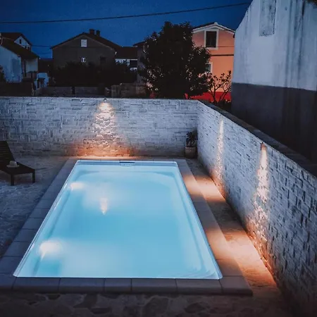 Dalmatian Stone House Villa *